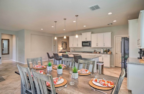 Surprise Farms House | Spacious & Modern Surprise Home w/Pool!