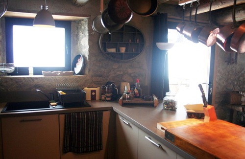 Campan Cottage | Spacious Mountain Barn, Beautifully Restored, Stunning Views