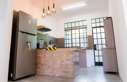 Calebasses House | Spacious Villa with swimming pool steps away from the beach
