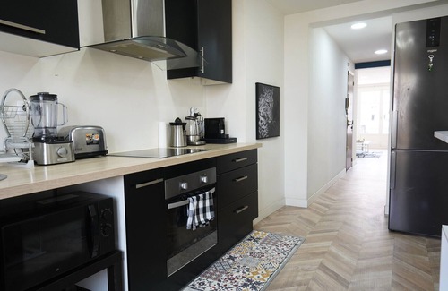 La Joliette Apartment | Spacious nest near the Panier
