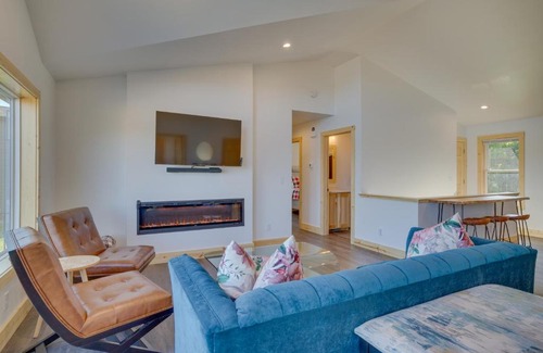 New Lisbon House | Spacious New Lisbon Home with Lake Access!