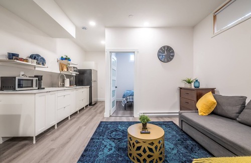 Bedford Apartment | Spacious Newly Renovated 1 Bedroom Suite