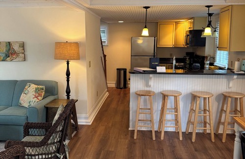 South Rehoboth Cottage | Spacious one bedroom carriage house center of town two blocks from the beach!