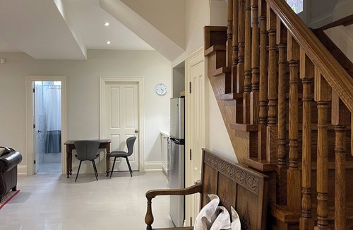 Palmerston House | Spacious Open Concept APT in Little Italy