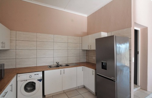 Pietermaritzburg House | Spacious Pet-Friendly 4-bedroom house in nature near Pietermaritzburg with WiFi