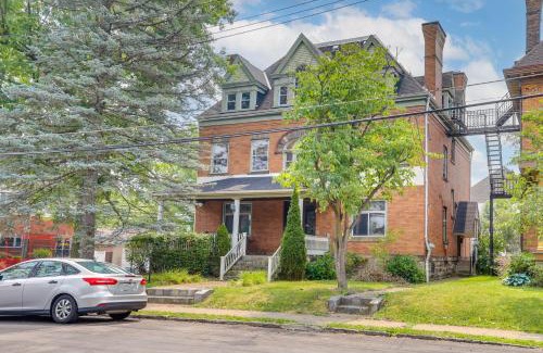 Wilkinsburg House | Spacious Pittsburgh Rental Walk to Frick Park!