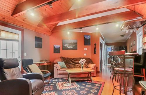 Parkside House | Spacious Portland Home With Parking
