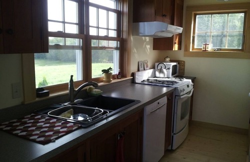 Hardwick Apartment | Spacious Retreat With Panoramic Views