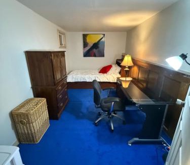Orangeville House | Spacious room for rent