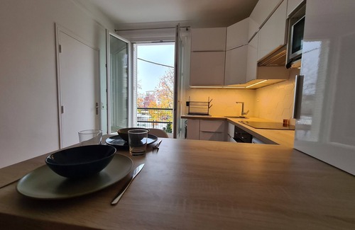 Sartrouville Apartment | Spacious Studio 2 steps from the station