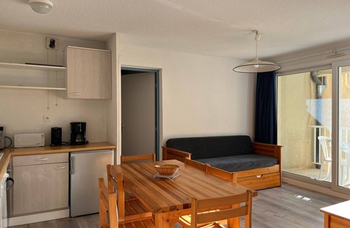 Peyragudes Apartment | Spacious T2 for 6 with Balcony, Near Slopes, Free Spa Access, Peyragudes
