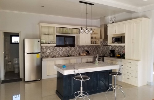 Alaminos Villa | Spacious Villa near Hundred Islands , Beaches and Resorts in Pangasinan, Phil.