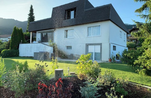 Gunsberg Villa | Spacious villa ¦ South slope of Solothurn Jura ¦ Time for groups and families