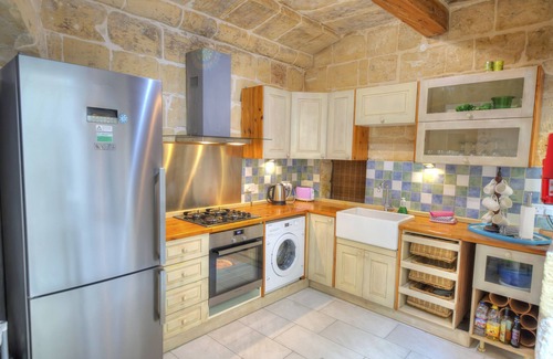 Lija Ski Chalet | Spacious Village Home with skylight EBAR1-1