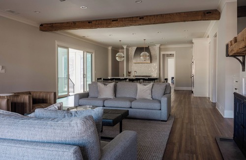 Athens Other | Spacious Watkinsville Retreat - Pond, Blueberries & Minutes to Athens