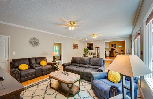 Watkinsville House | Spacious Watkinsville Vacation Rental with Patio!