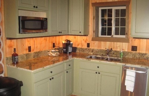 Emigrant Cabin | Special Cabin -Close to Yellowstone w/Remote Setting