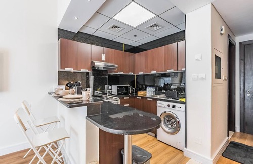 Dubai Sports City Apartment | Special June Rate - Luxurious Studio - Golf View