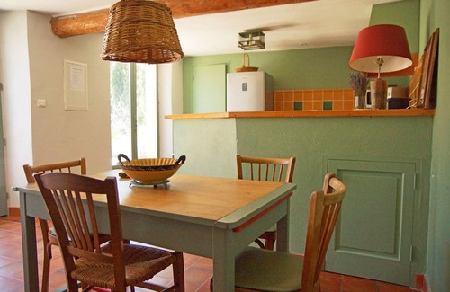 Vacqueyras Cottage | SPECIAL OFFER JULY, in the heart of the DENTELLES DE MONTMIRAIL mountains