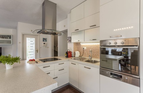 Srinjine Villa | SPECIAL OFFER! Luxury and modern Villa with a private Pool, sauna, near Split