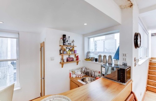 Kensington House | Specious Family Kensington House - 5 Bedrooms