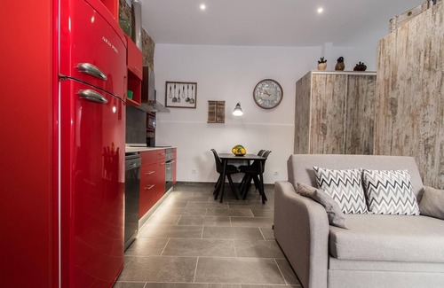 Canet de Mar Apartment | Spectacular Design Loft Apartment