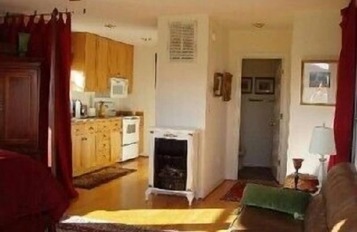 Stanardsville Apartment | Spectacular Mountain Views! Beautifully appointed. Pool. Hiking trails. Deck.