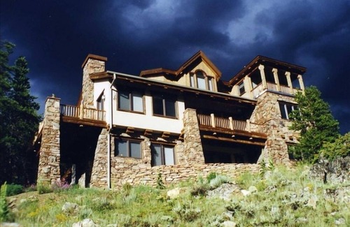 Tabernash House | Spectacular Mountain Retreat