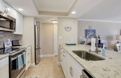 East Wind South Condo | Spectacular Oceanfront Condo*Handicap Accessible*