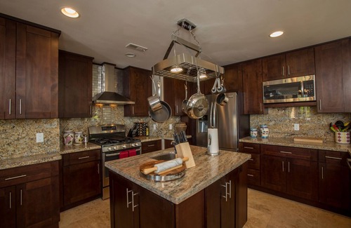 Kaanapali House | Spectacular Sunset and Ocean Views with Pool & Hotbub near Kaanapali Beach