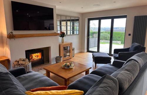 Harrogate Villa | Spectre Hot Tub Retreat - Harrogate