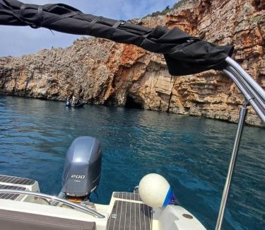 Risan Boat Rental | SpeedBoat Risan