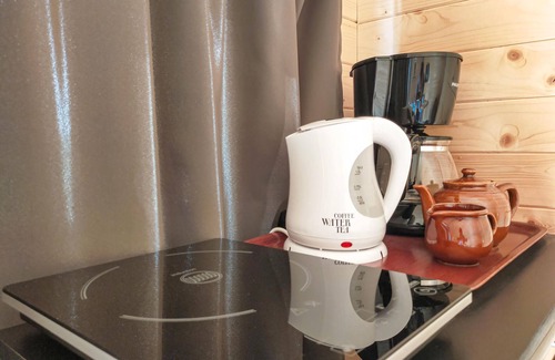 Haller House | Spend your holiday with your loved ones in this modern and compact holiday home.
