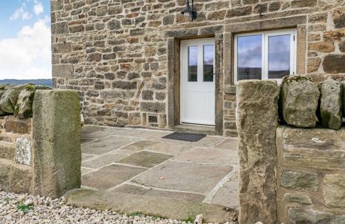 East Morton House | Spinners Cottage