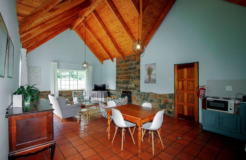 Okhahlamba Cabin | SpionKop Lodge