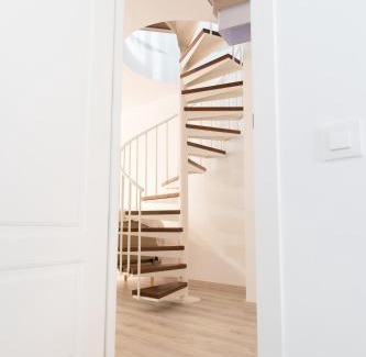 Figueres Apartment | Spiral Stairs Duplex