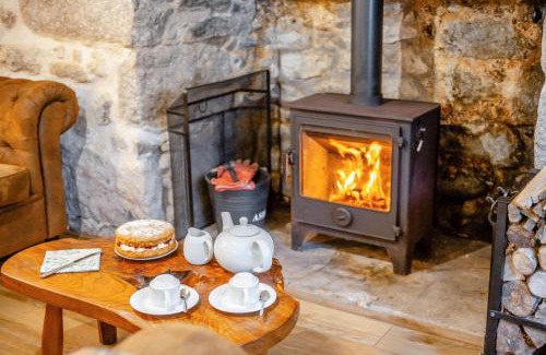 Newton Abbot House | Splash Cottage