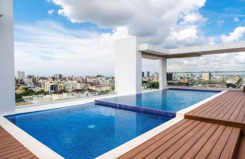 Ensanche Quisqueya House | Splendid-KingBed-3BR-Pool-AC-Modern-WiFi-Yellowkey