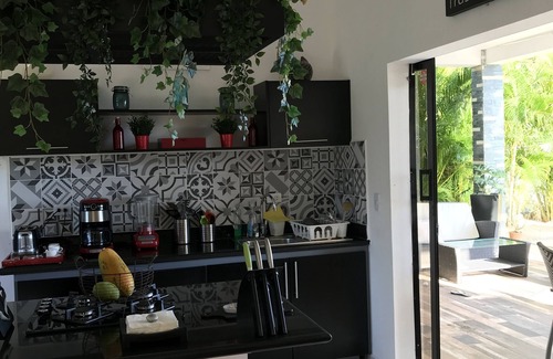 El Limon Villa | splendid villa with its infinity pool offering you a view of nature