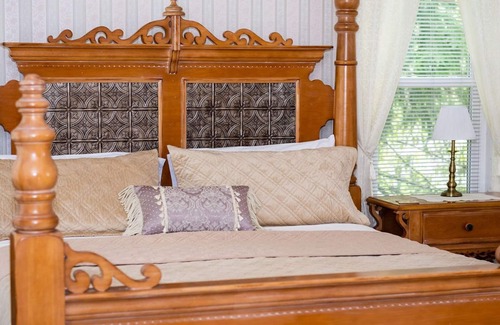 Norwich Bed & Breakfast | Splendor Inn Bed & Breakfast