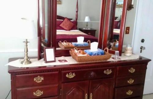 Norwich Bed & Breakfast | Splendor Inn Bed & Breakfast