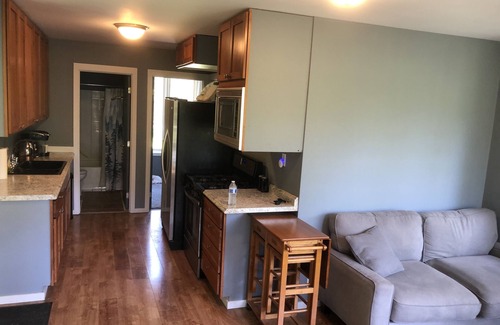 Gold Bar Cabin | Split Rock Lookout ,Hiking , Fishing, Rafting , Skiing Stevens pass