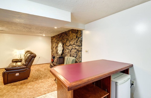 Spokane Valley Apartment | Spokane Valley Vacation Rental w/Shared Pool!