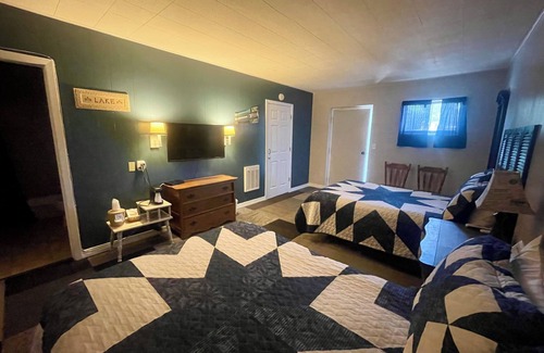 Higden Hotel | Sportsman's Lodge