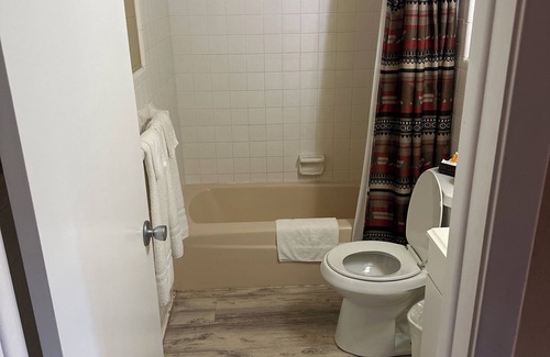 Higden Hotel | Sportsman's Lodge