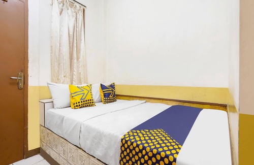 Bandung Hotel | SPOT ON 91444 Hotel Arimbi