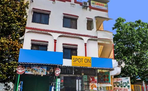 Secunderabad Hotel | SPOT ON Sri Sai Lohith Lodge Near Secunderabad Railway Station