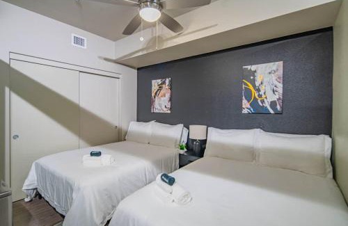 Evans Churchill Apartment | Spotless 1BD DT, Parking, Gym, W-D, Roosevelt Row