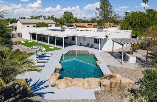 Shea North Estates House | Sprawling Home with Heated Pool,Pickleball,Games Galore