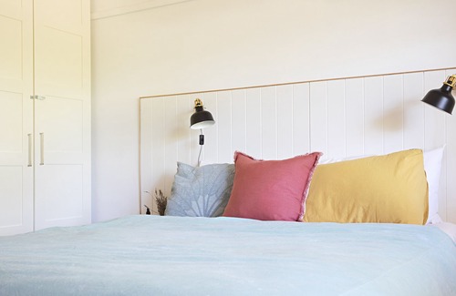 Hepburn Springs House | Spring Creek Cottage Hepburn - Self Contained solitary Pet Friendly Haven